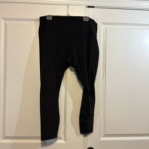 Lululemon Wunder Under black 25” size 18